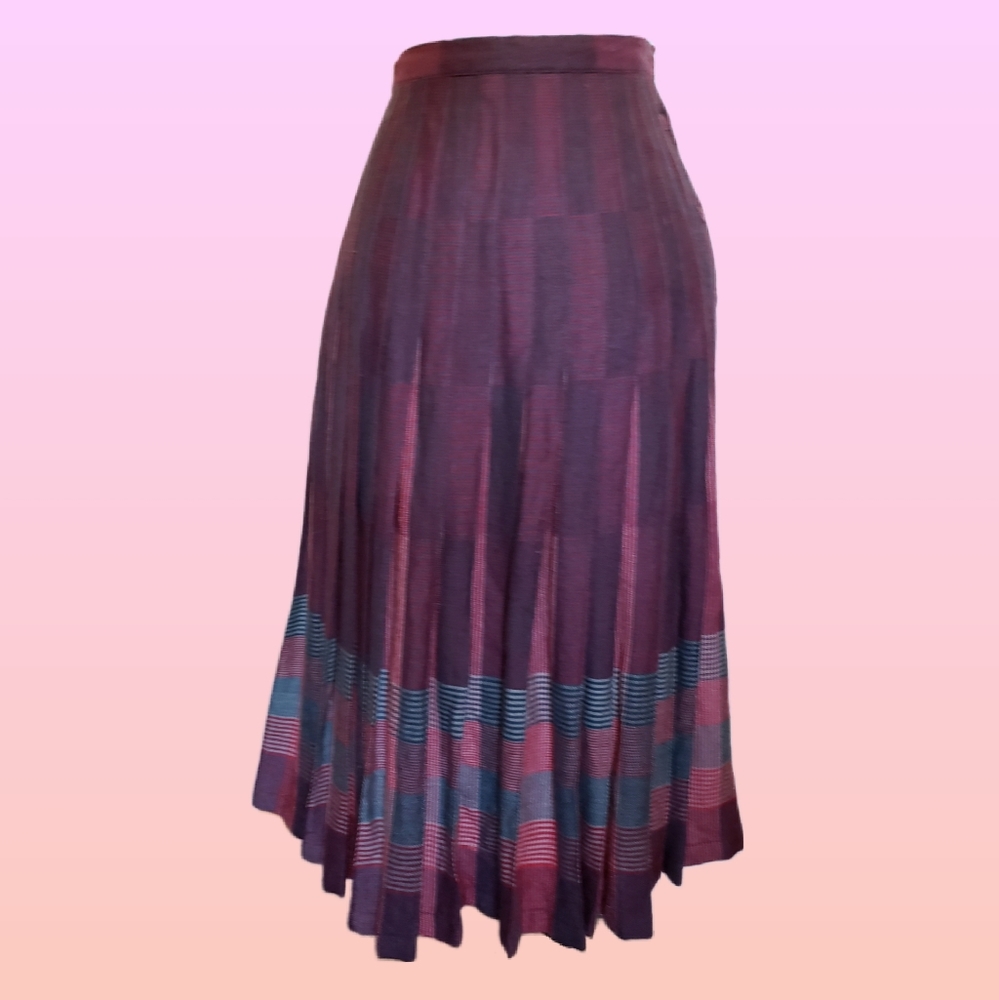 Reversible red and grey vintage pleated skirt